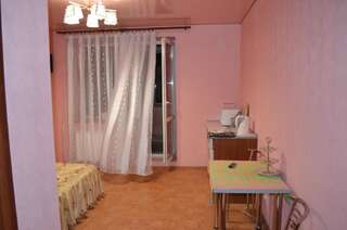 Апарт-отели Aparthotel Flora Харьков Номер-студио с балконом-4